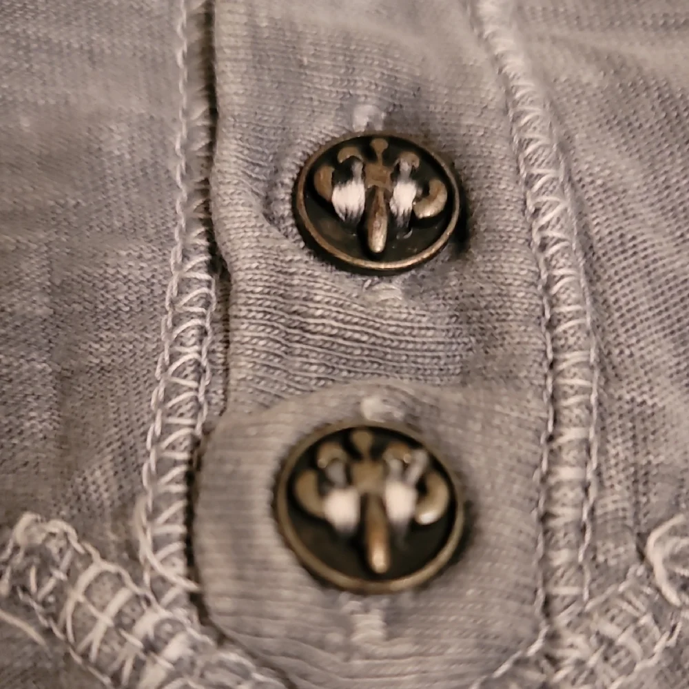 Men's Affliction Henley Large Gray And Black 3 Button Short Sleeve Shirt - Picture 3 of 9
